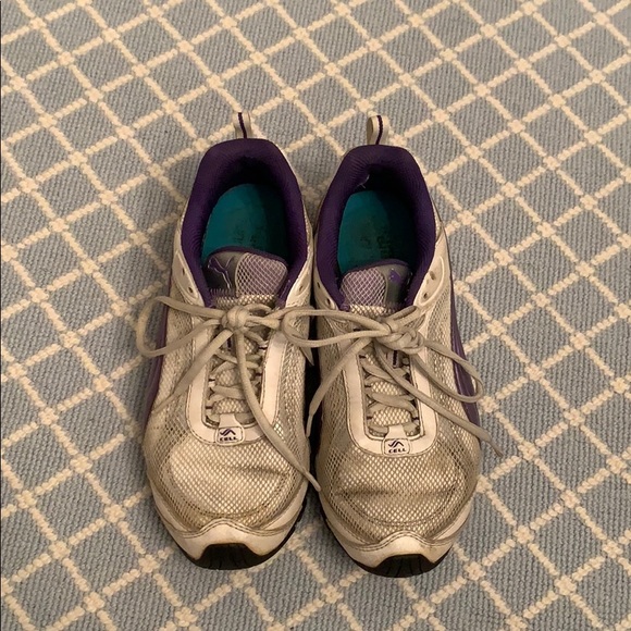 PUMA sneakers. - Picture 2 of 2